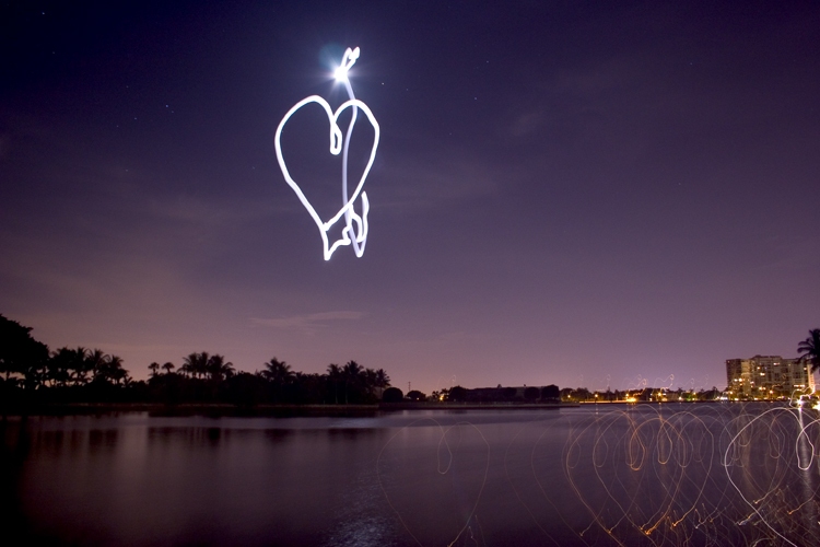 Jason-D.-Page-Light-Painting-Moonlight-Drawing-1